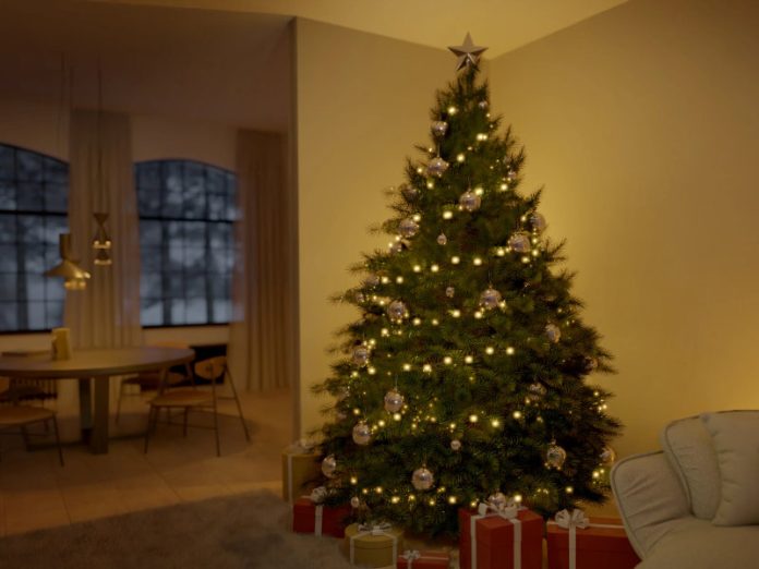 Smarte Geschenke unter 100 Euro - Hombli Lichterkette am Weihnachtsbaum sorgt für angenehmes Licht im Wohnzimmer