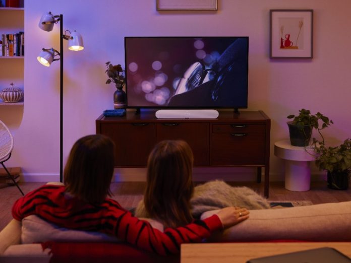 Sonos Heimkino Sets: Gemütlicher Filmabend mit Sonos Soundsystem